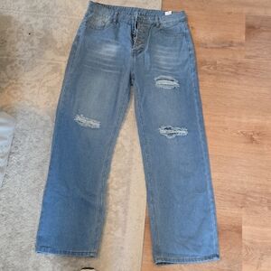 Women's Distressed Ankle Cropped Jeans - Light Blue